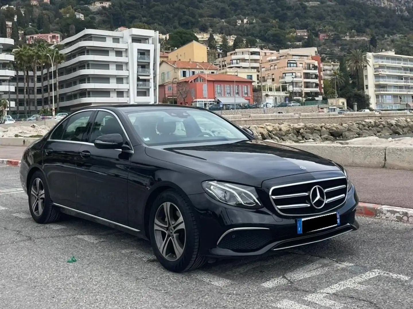 Mercedes-Benz E 200 Classe E 200 9G-Tronic Business Executive Noir - 1