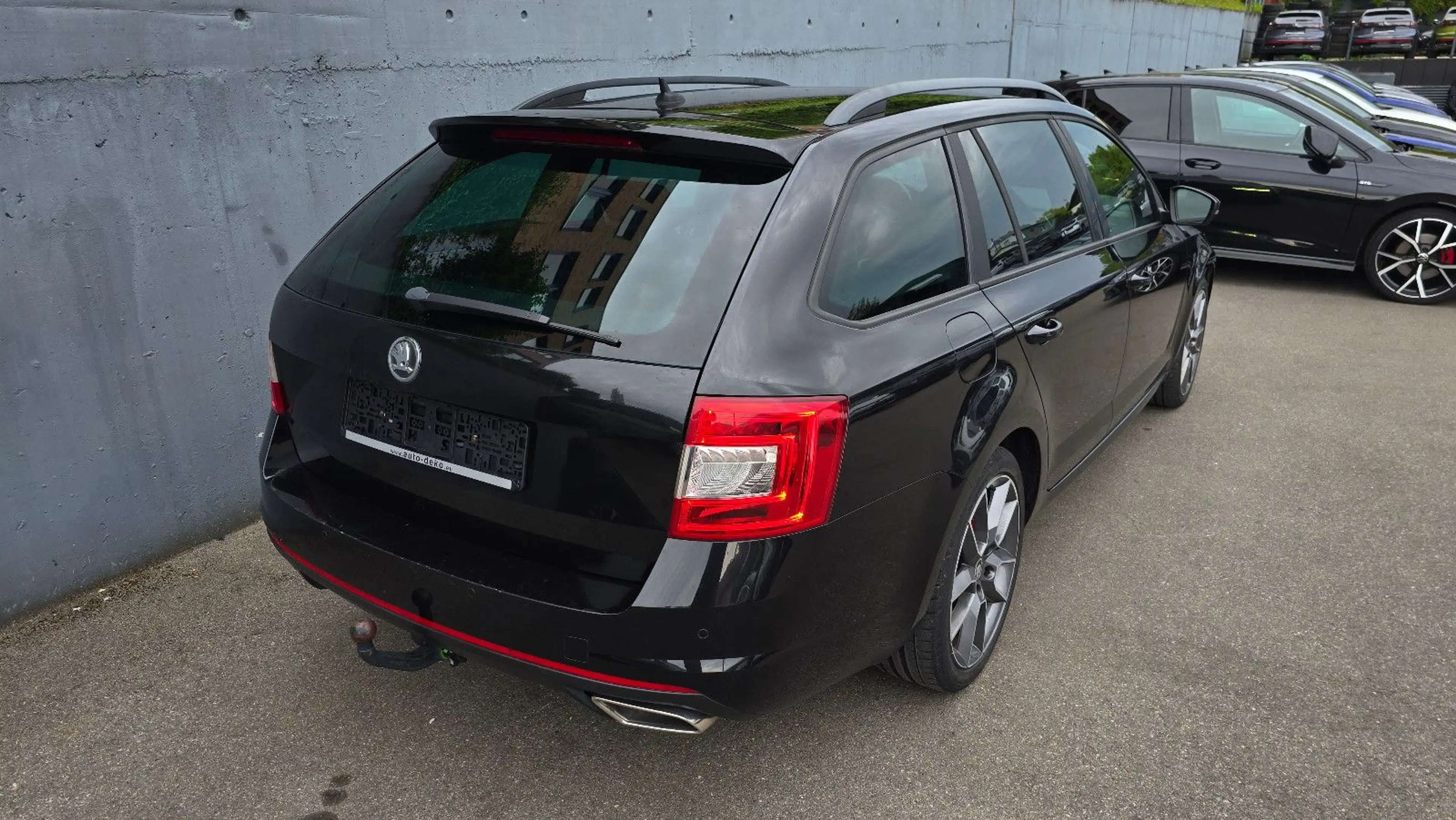 Skoda Octavia 2.0 TDI DSG RS Combi Navi/Xenon/Tempo/18 — photo 4