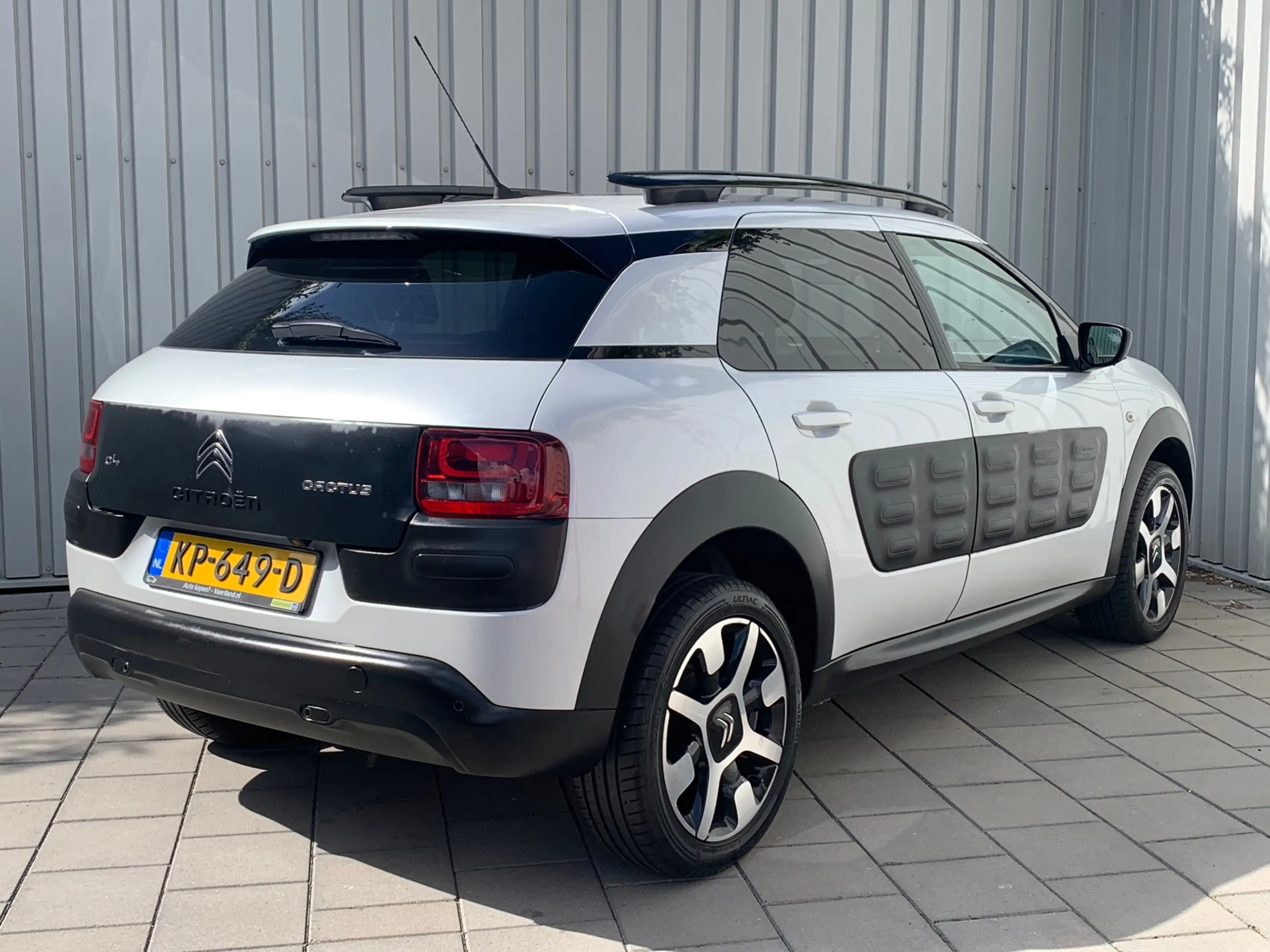 Citroen C4 Cactus 1.2 PureTech Shine|Navigatie|Climate Control| — photo 7