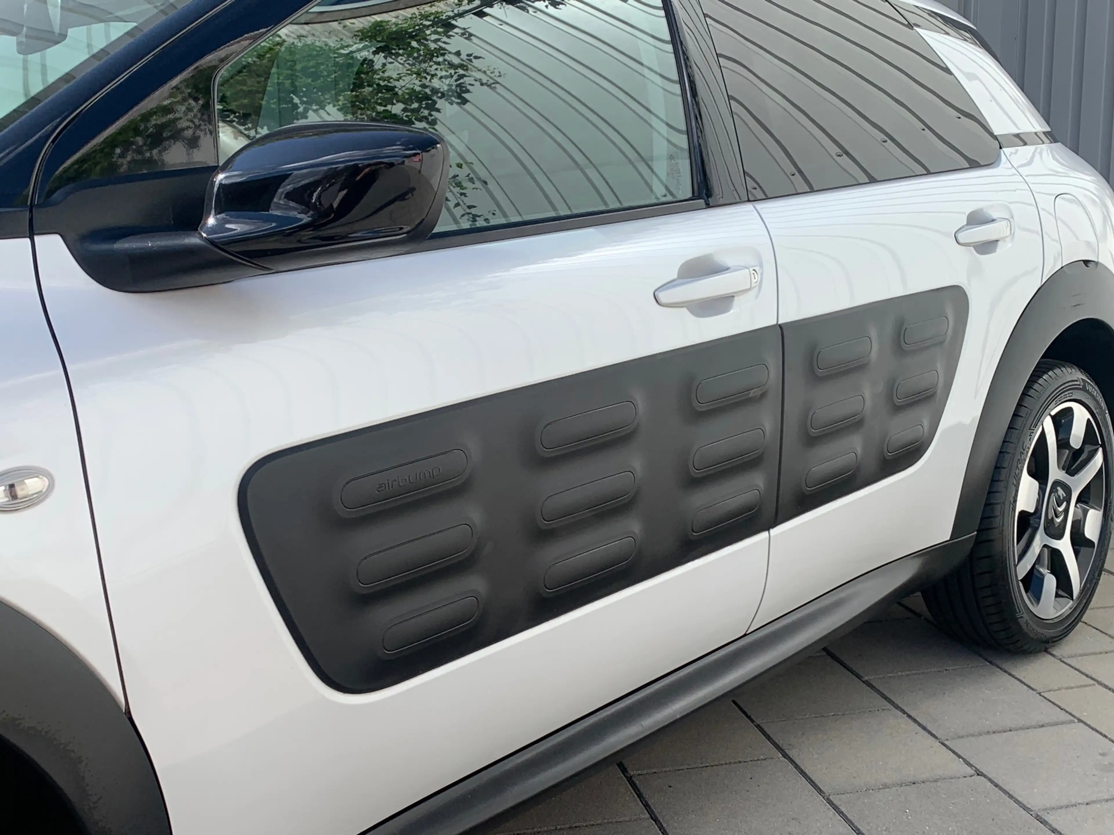 Citroen C4 Cactus 1.2 PureTech Shine|Navigatie|Climate Control| — photo 5