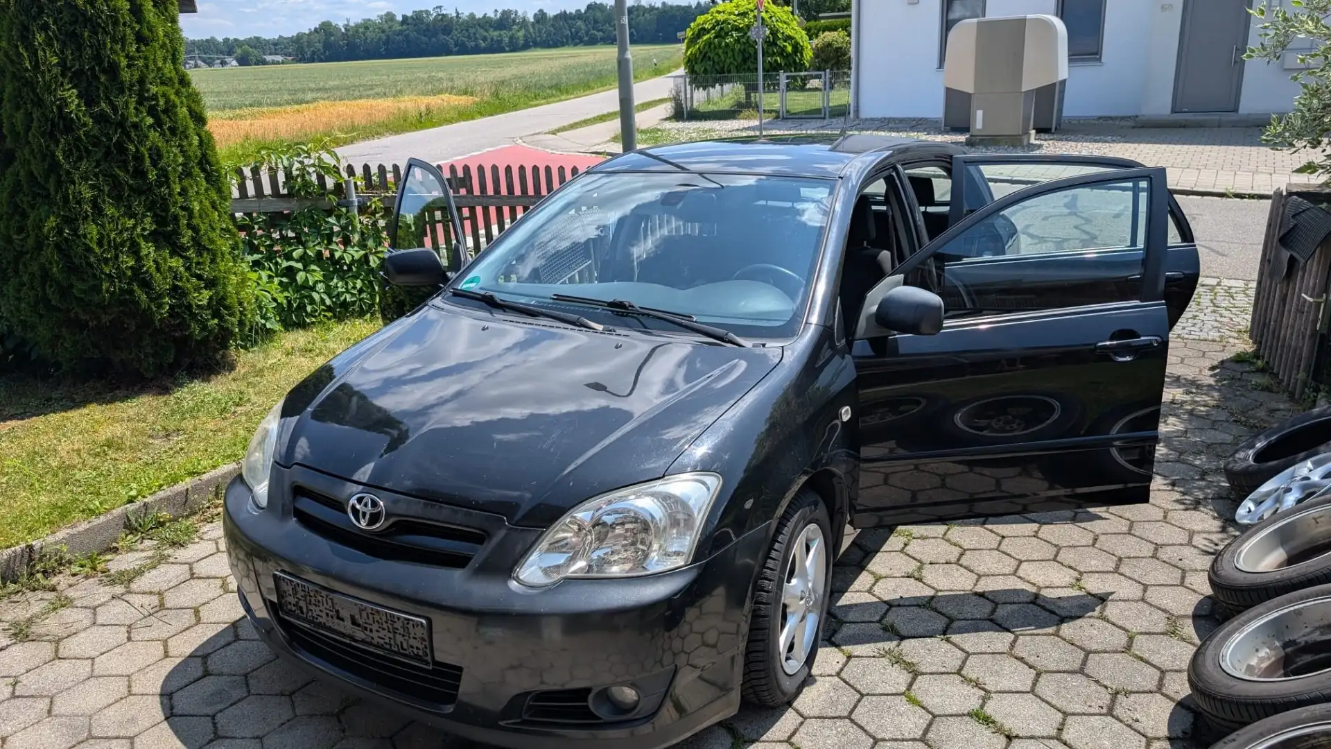Toyota Corolla 1.4 D-4D Sol TüV 01/2027 Noir - 2