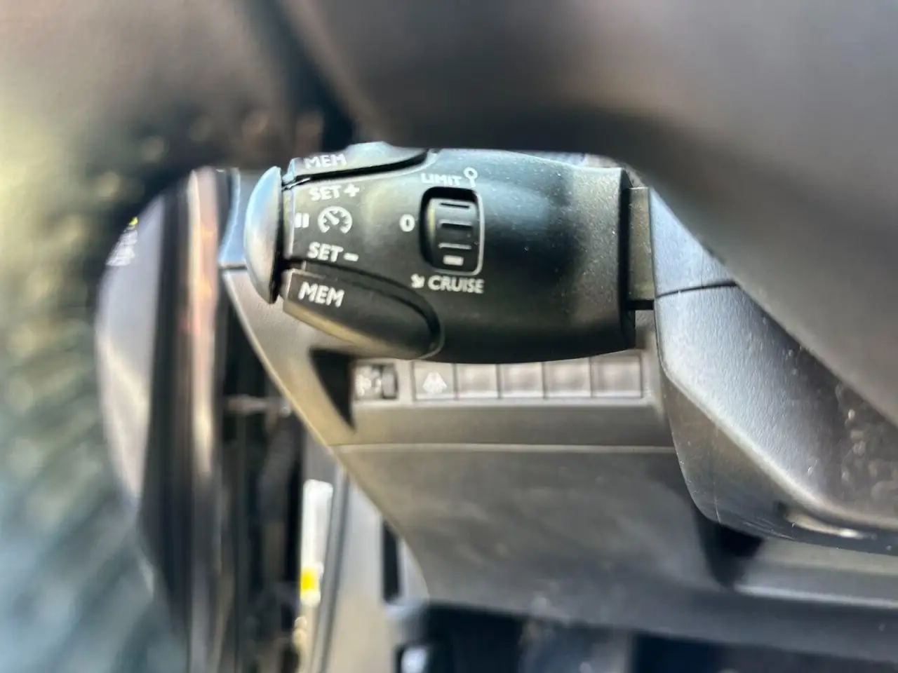 Peugeot 2008 1.2 PureTech Allure, миниатюра 8