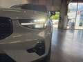 Volvo XC40 B3 Plus, Mild Hybrid Benzin Grau - thumbnail 17