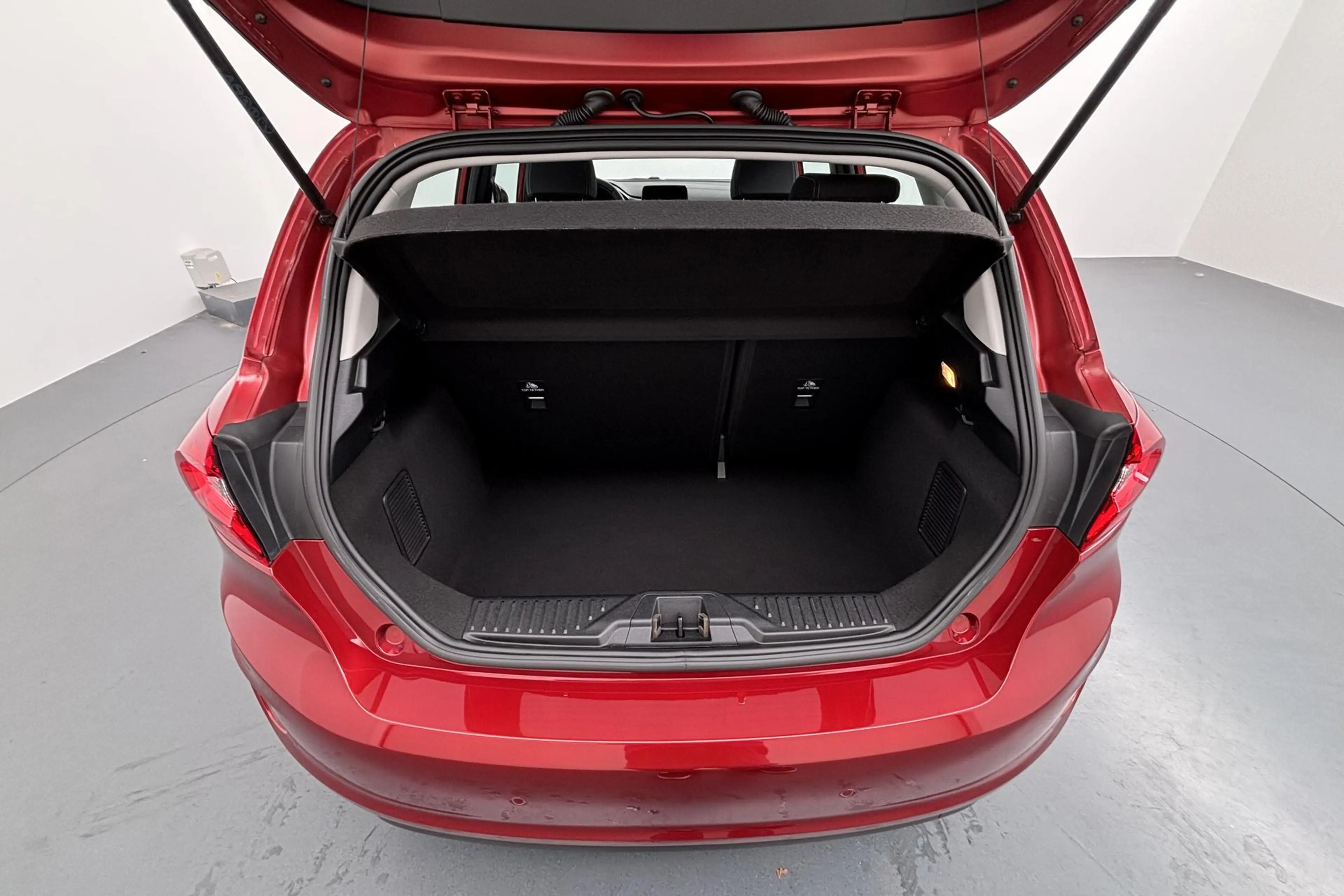 Ford Fiesta 1.0 EcoBoost Titanium Nagenoeg nieuw en verrassend — photo 12