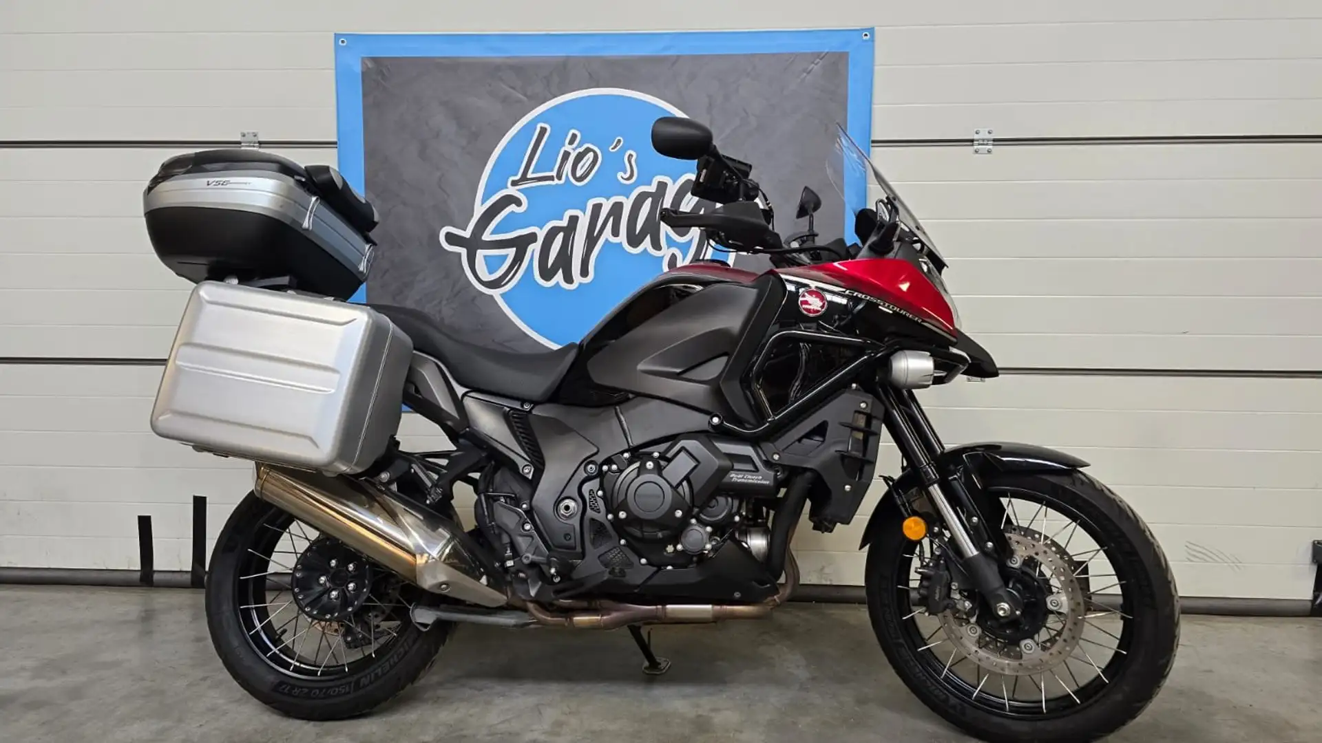 Honda VFR 1200 DCT Crosstourer Rouge - 1