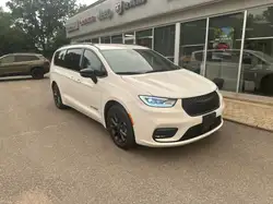 Chrysler Pacifica 2025