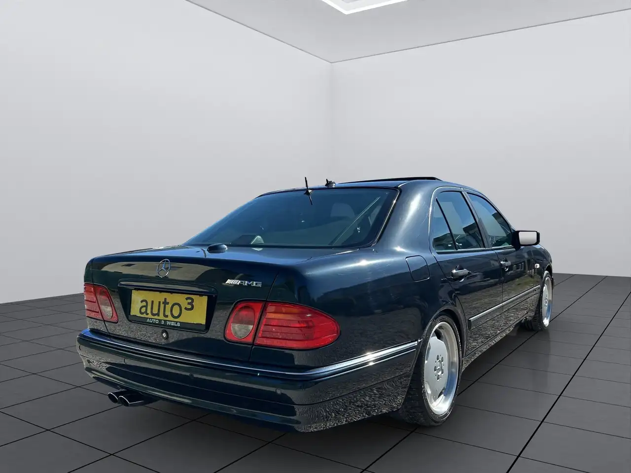 Mercedes-Benz E 50 AMG, foto 6