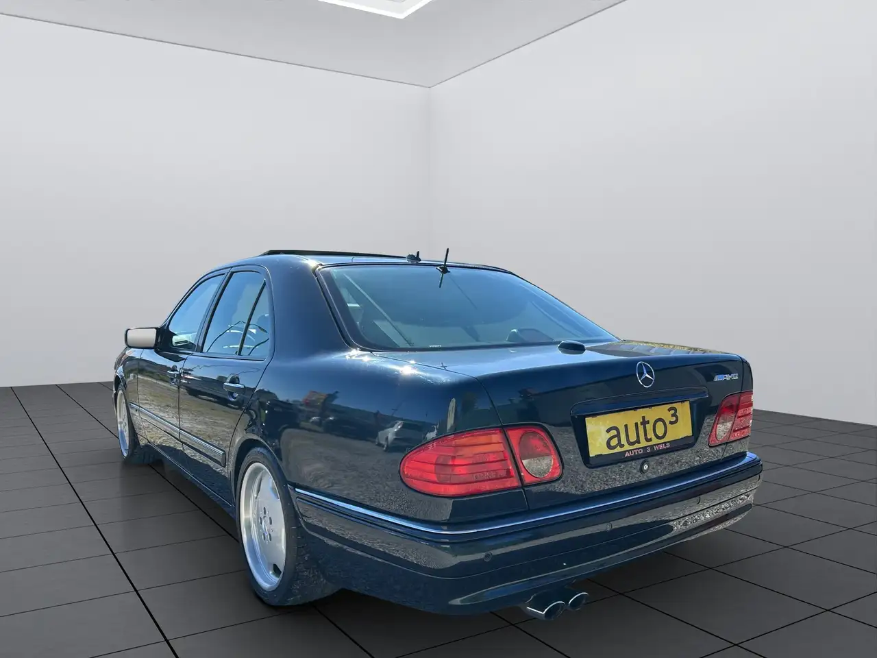 Mercedes-Benz E 50 AMG, foto 4