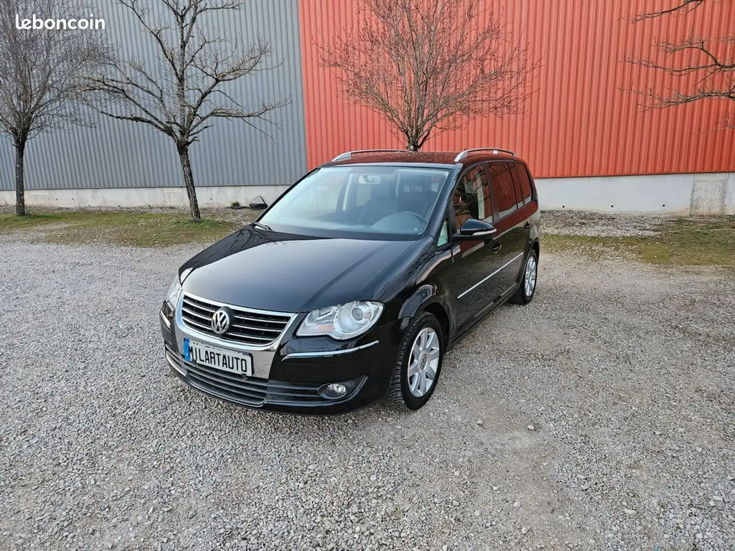 Volkswagen Touran 140Ch Très Bon Etat... Fekete - 1