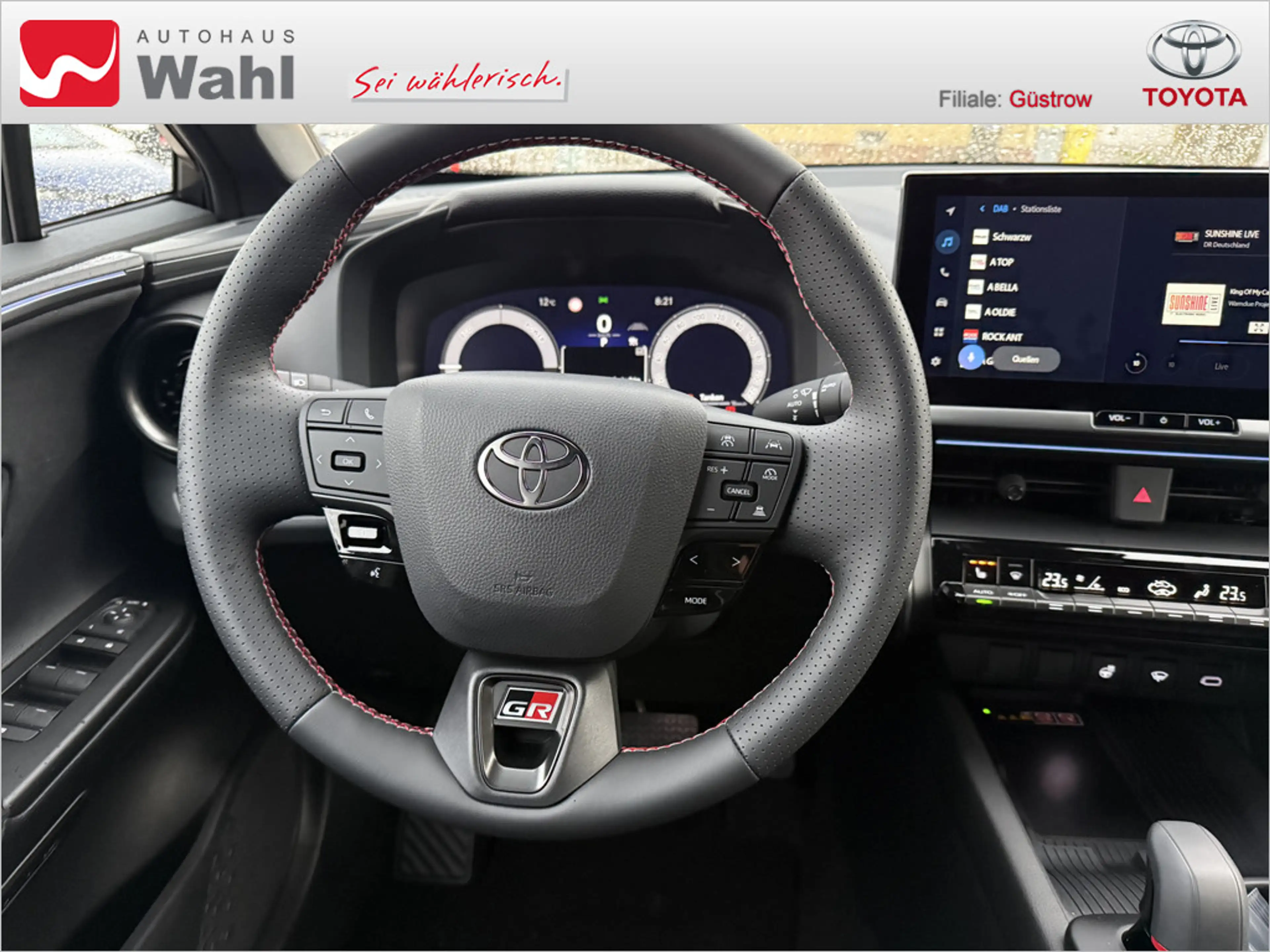 Toyota C-HR 2.0 Plug-In Hybrid FWD GR Sport — photo 10