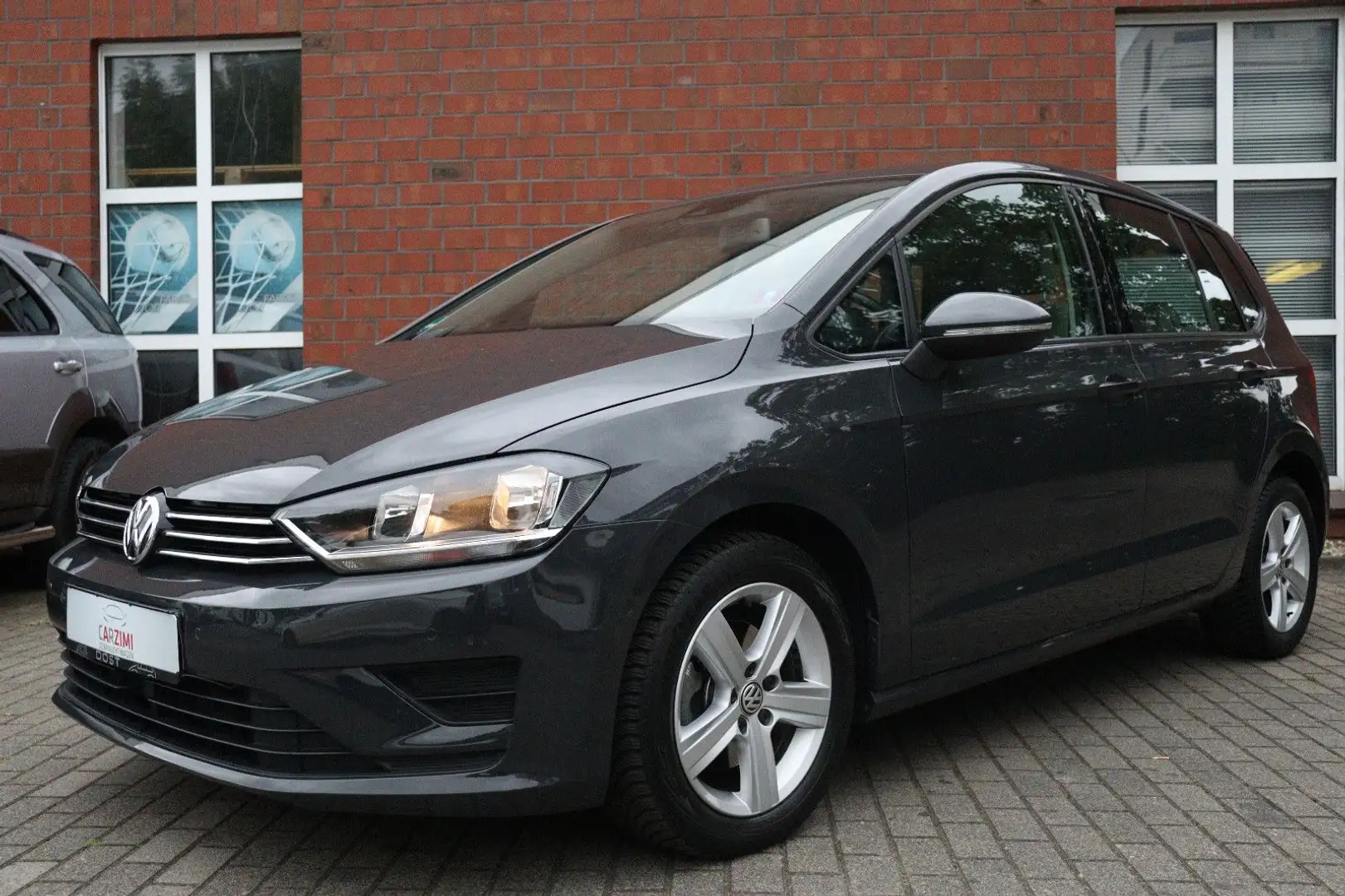 Volkswagen Golf Sportsvan VII 1.2 TSI Comfortline DSG ACC Grau - 2