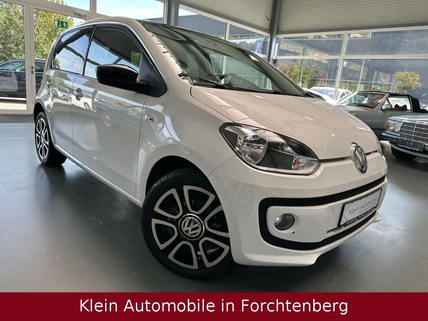 Volkswagen up! CUP BMT eco Benzin/Gas Navi Pano SHZ LM Weiß - 1