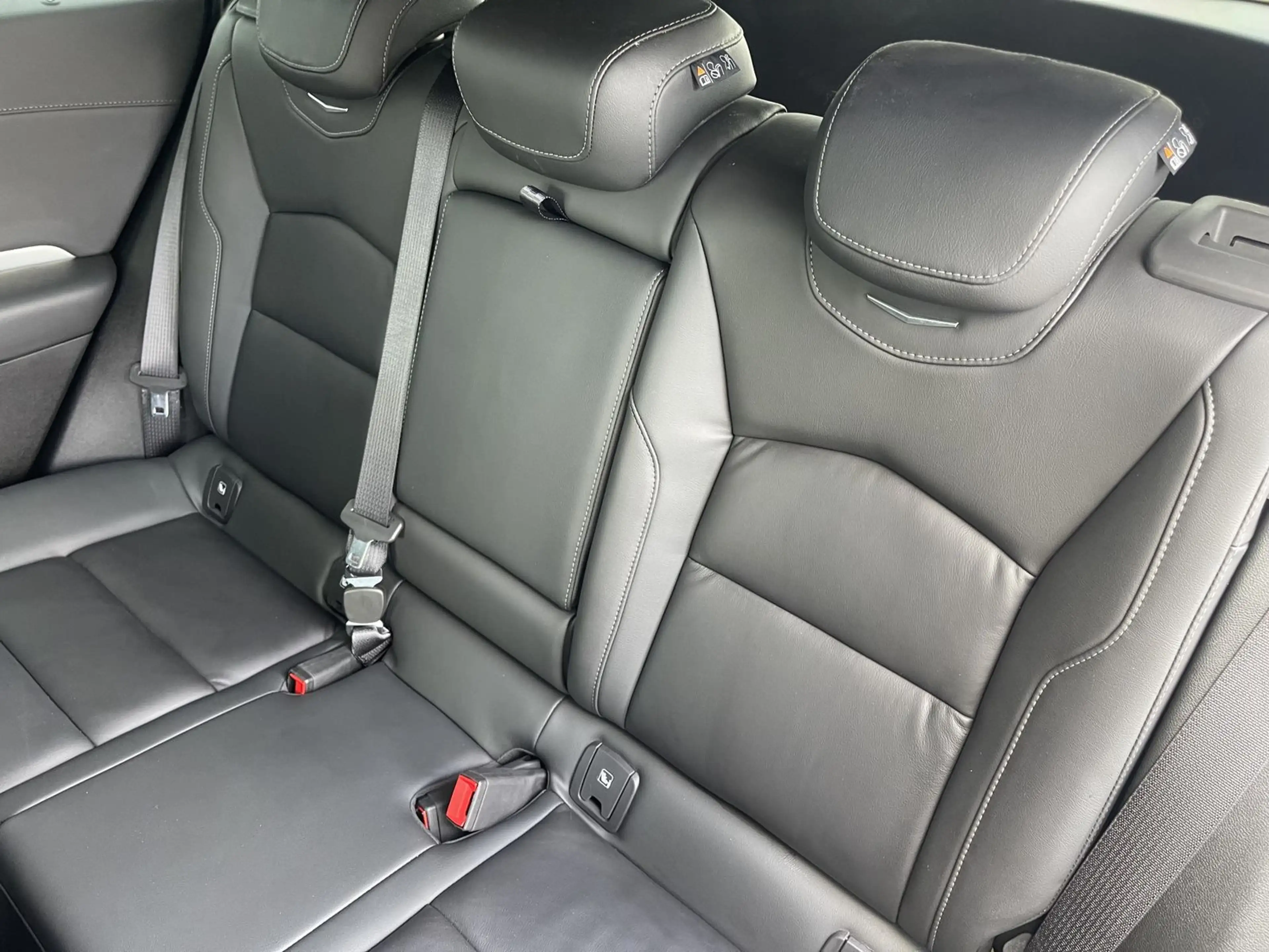 Cadillac XT4 Premium Luxury 350D — photo 12