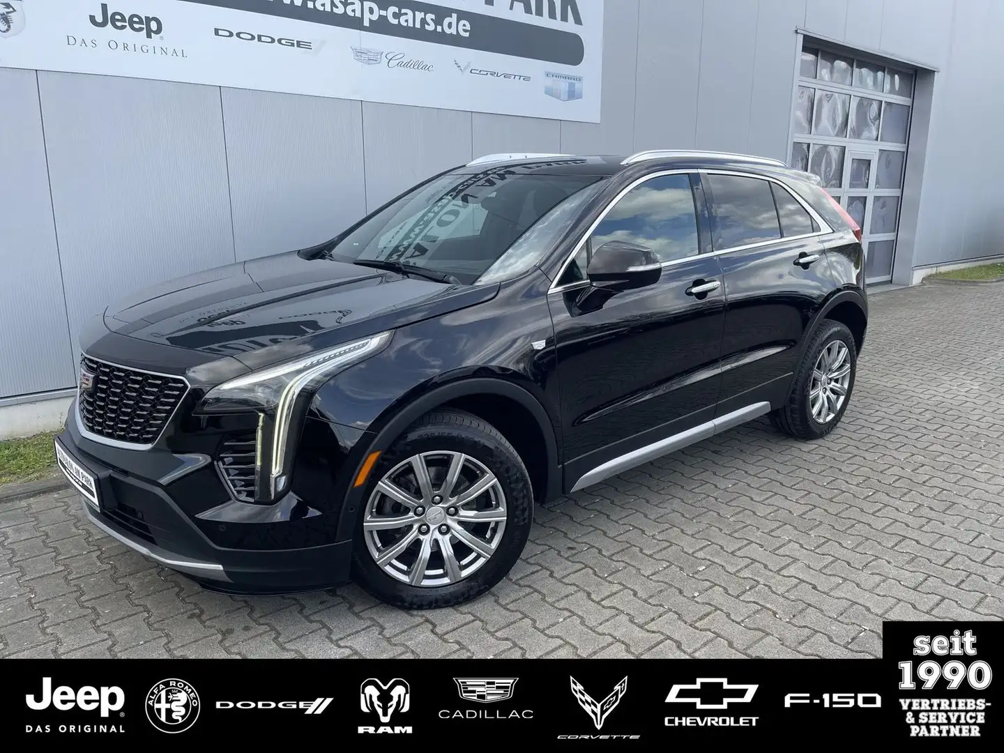 Cadillac XT4 Premium Luxury 350D Schwarz - 1