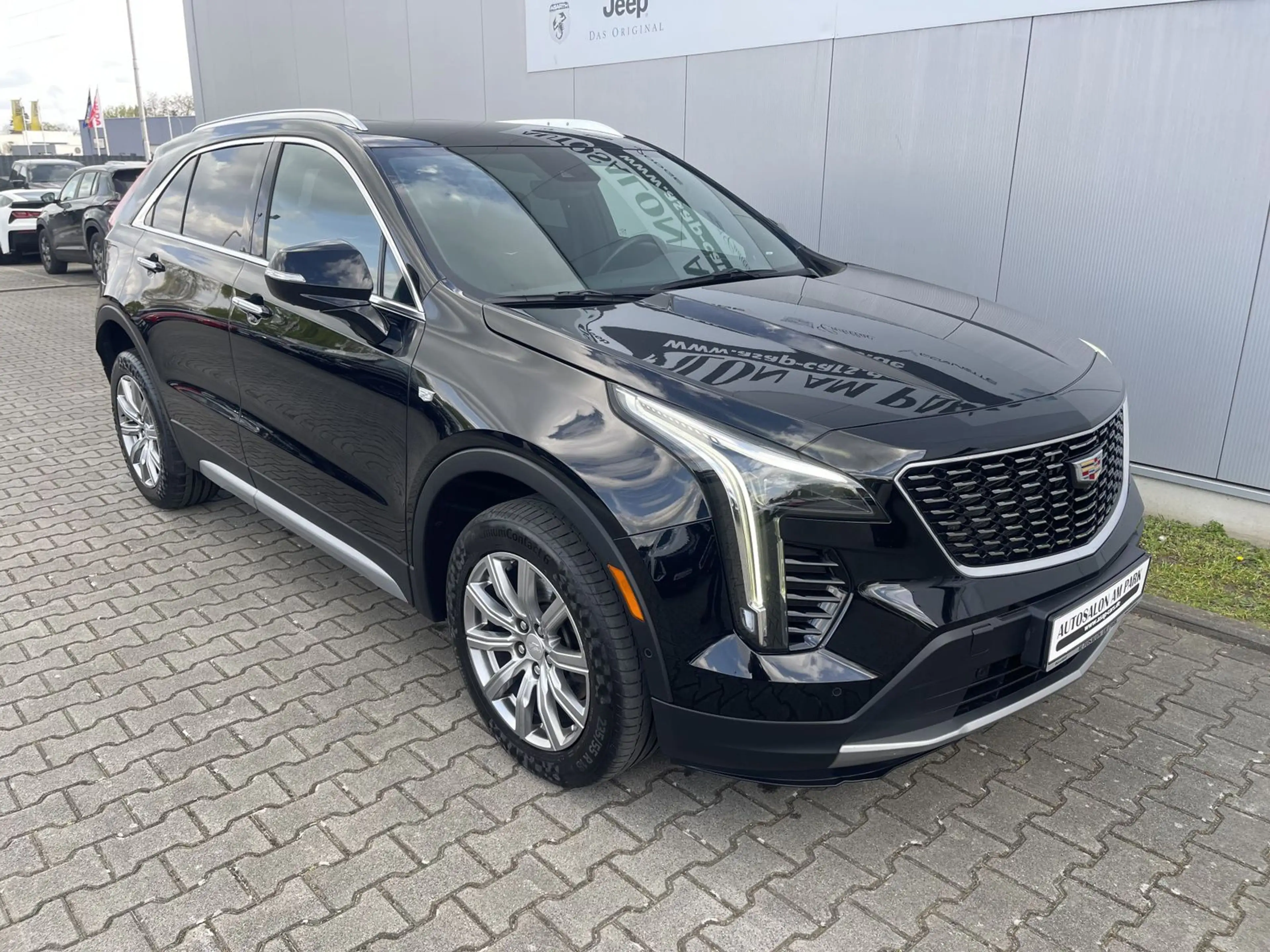 Cadillac XT4 Premium Luxury 350D — photo 18