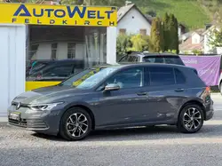 Volkswagen Golf Basis *ERSTBESITZ *RFK *PARKSENSOR - fotografija vozila