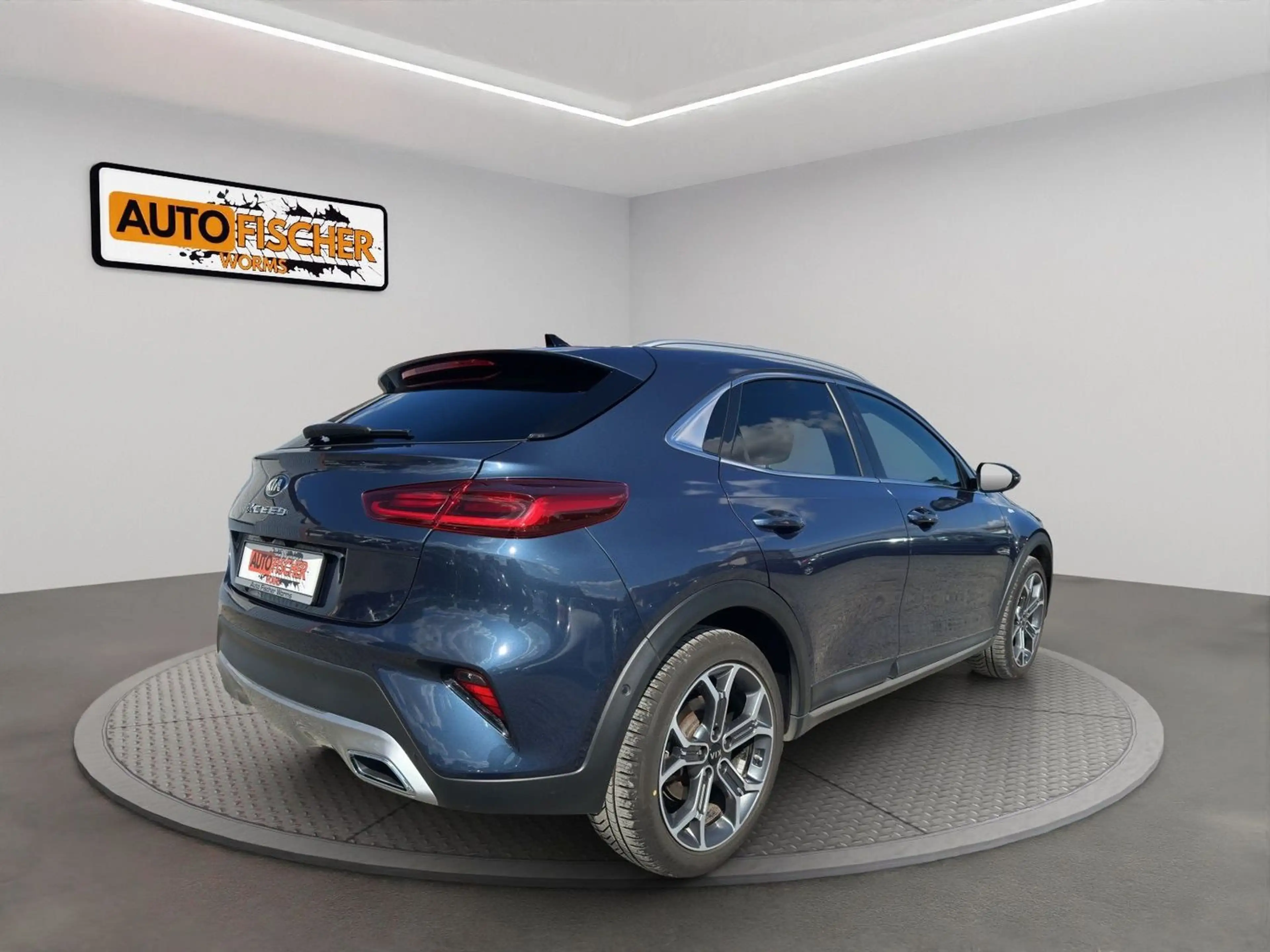 Kia XCeed Platinum Edition Plug-in Hybrid 1.Hand — photo 7