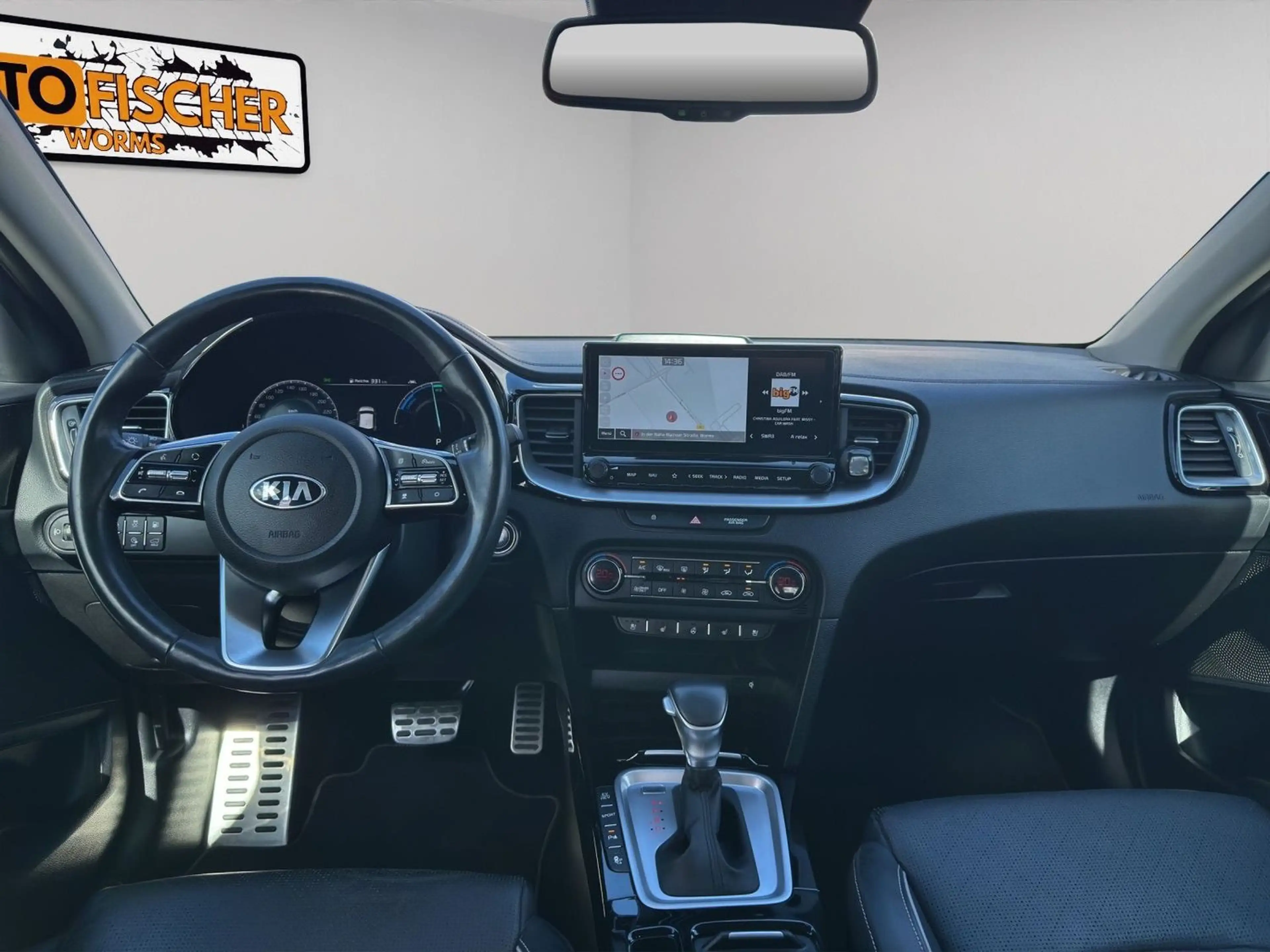 Kia XCeed Platinum Edition Plug-in Hybrid 1.Hand — photo 9