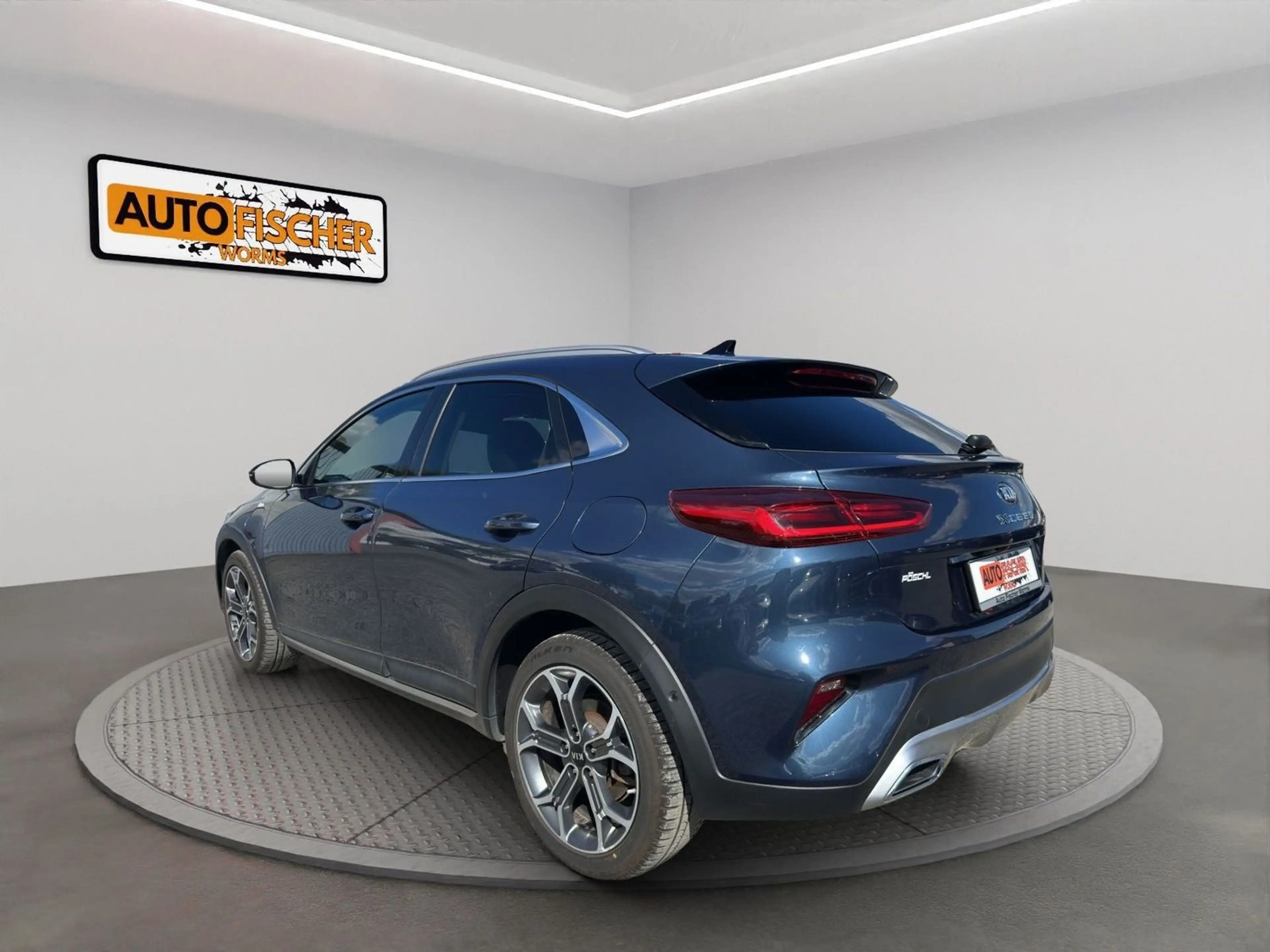 Kia XCeed Platinum Edition Plug-in Hybrid 1.Hand — photo 5