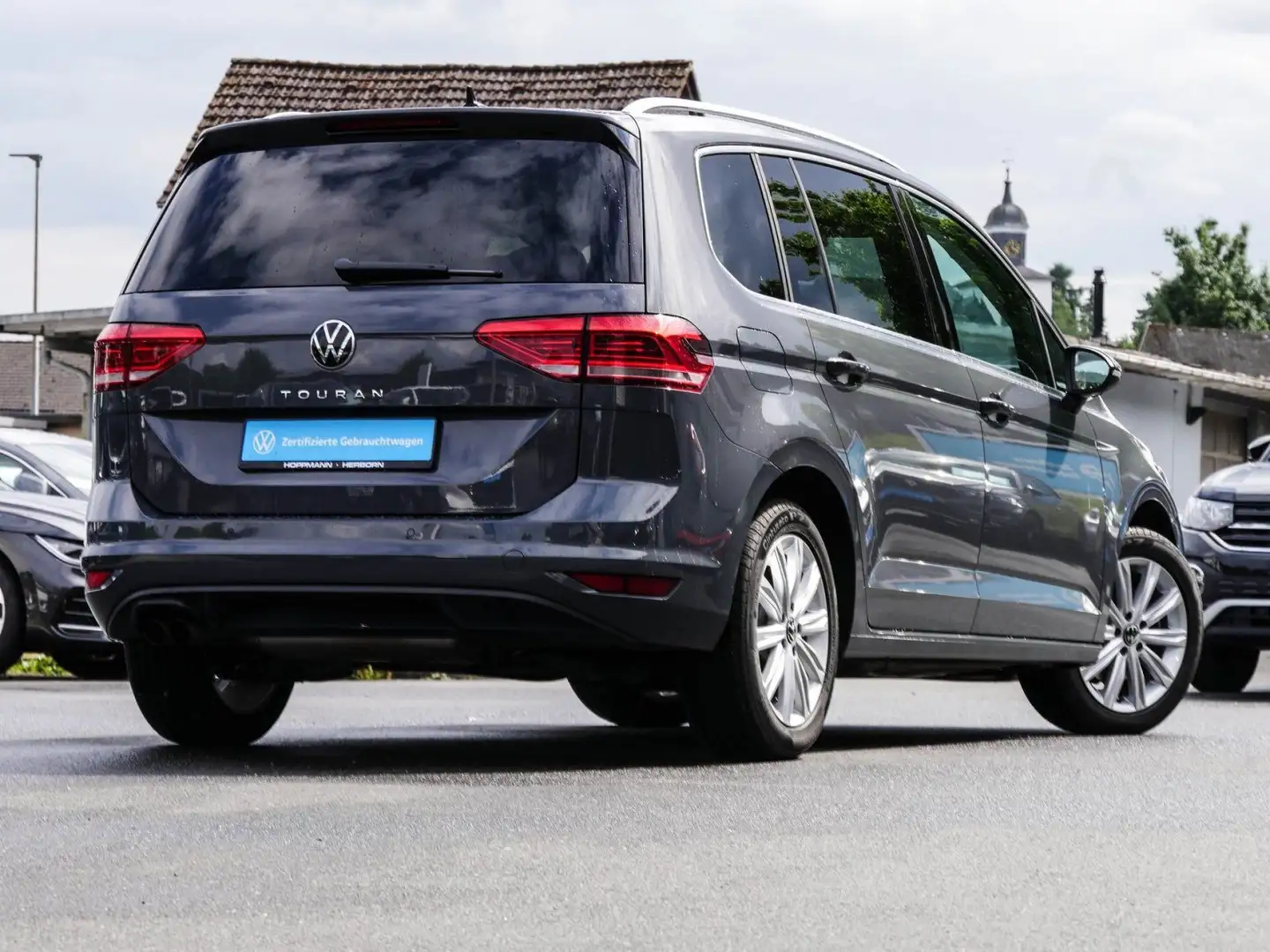 Volkswagen Touran 2.0 TDI Highline 7-Sitze AHK Kamera Navi Gris - 2