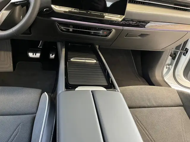 Volkswagen Id.7 view 9