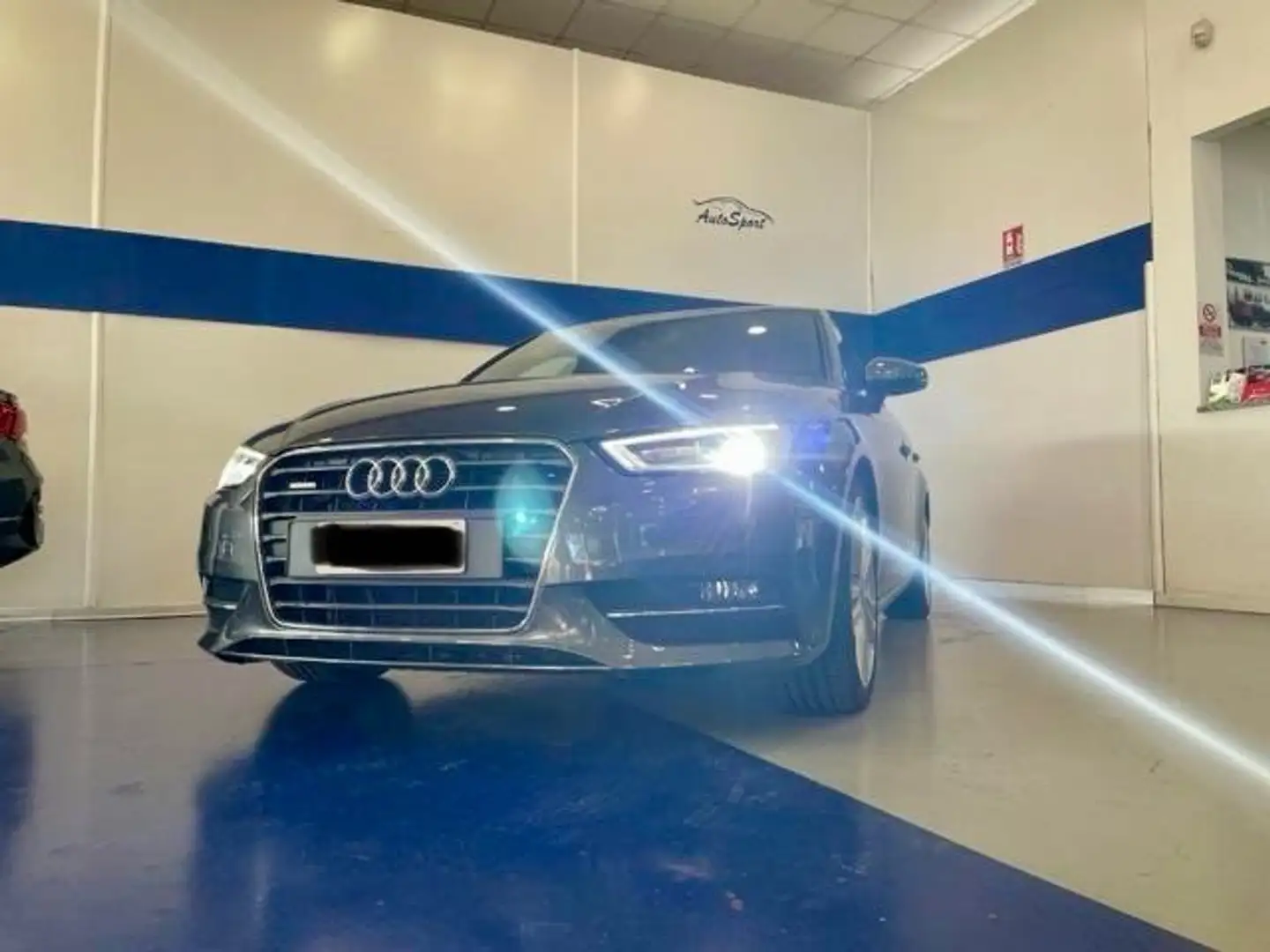 Audi A3 A3 2013 Sportback 2.0tdi Amb quattro184cv s-tronic Grigio - 2
