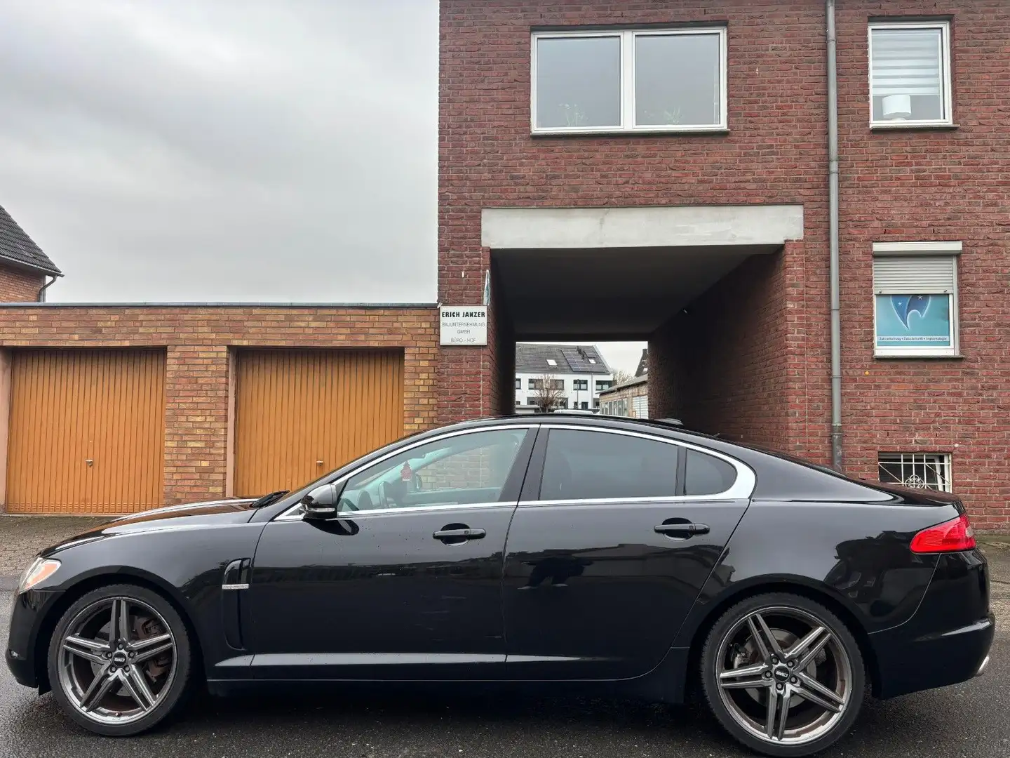 Jaguar XF 5.0 V8 Portfolio/3Jh.Garantie+TÜV+Inspkt inkl Noir - 1