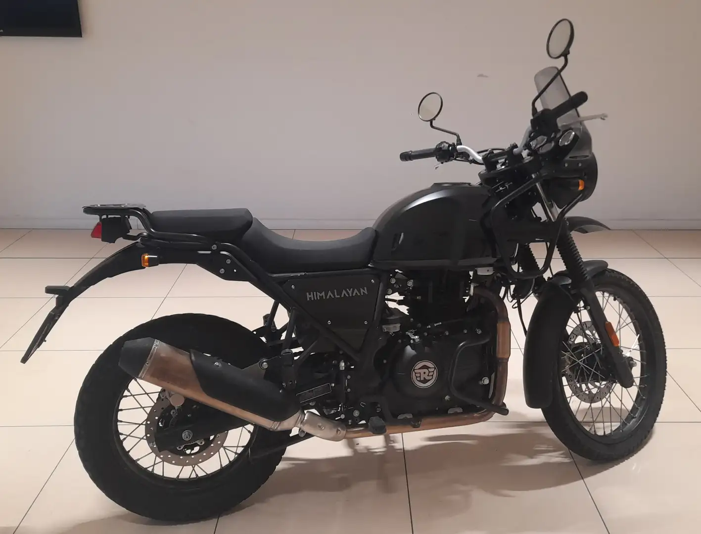 Royal Enfield Himalayan Negru - 2