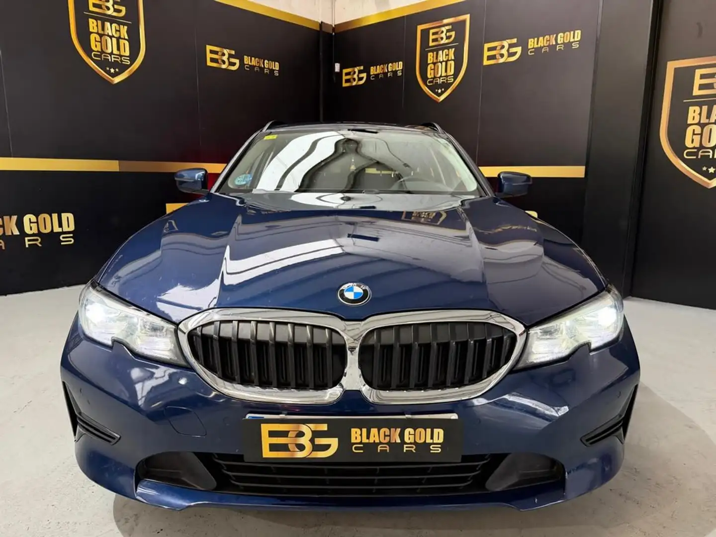 BMW 318 318d Auto.Touring Azul - 2