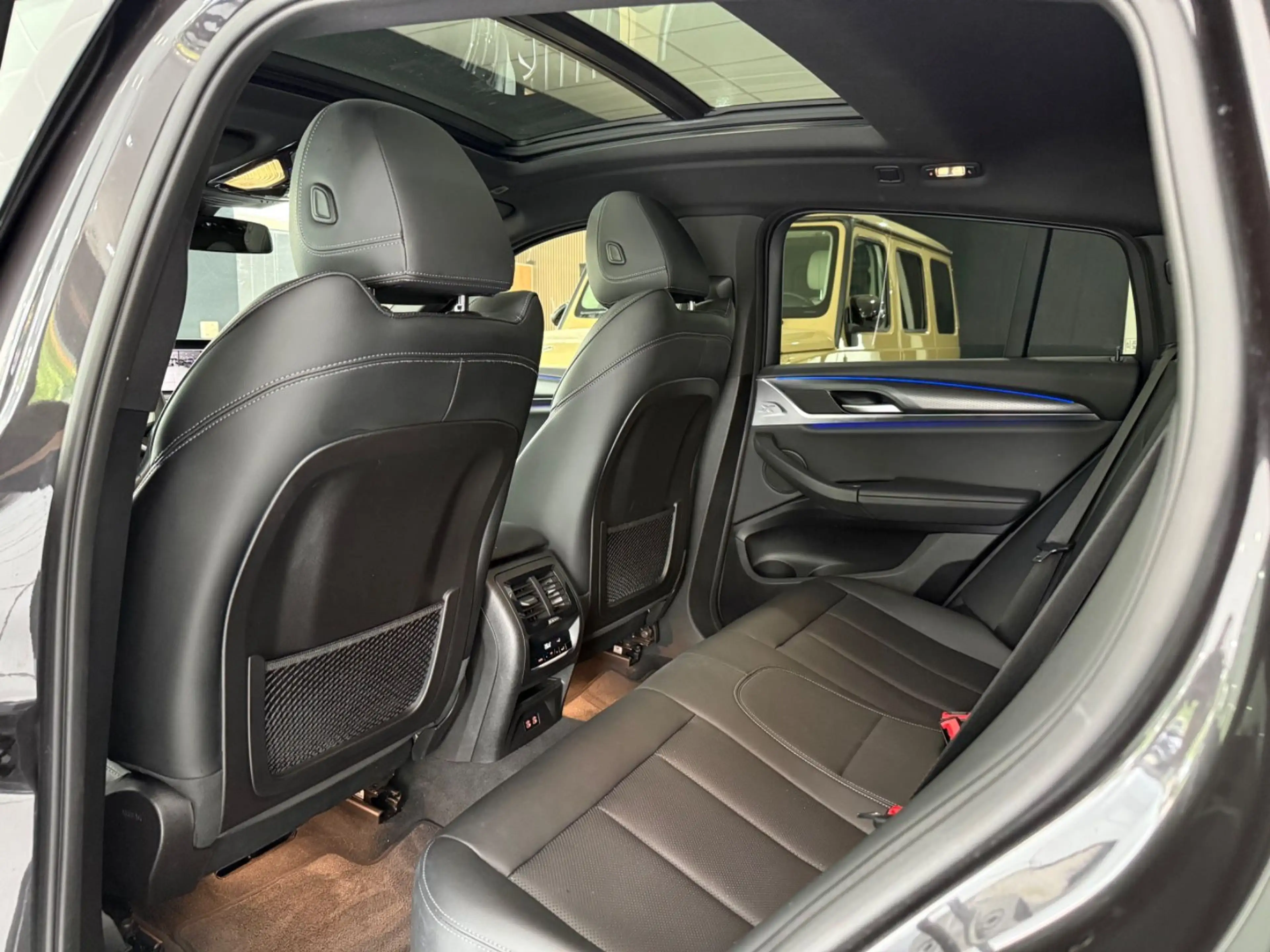 BMW X4 xDrive 20d*M-PAKET*PANO*ACC*KAMERA*AHK*HIFI* — photo 9
