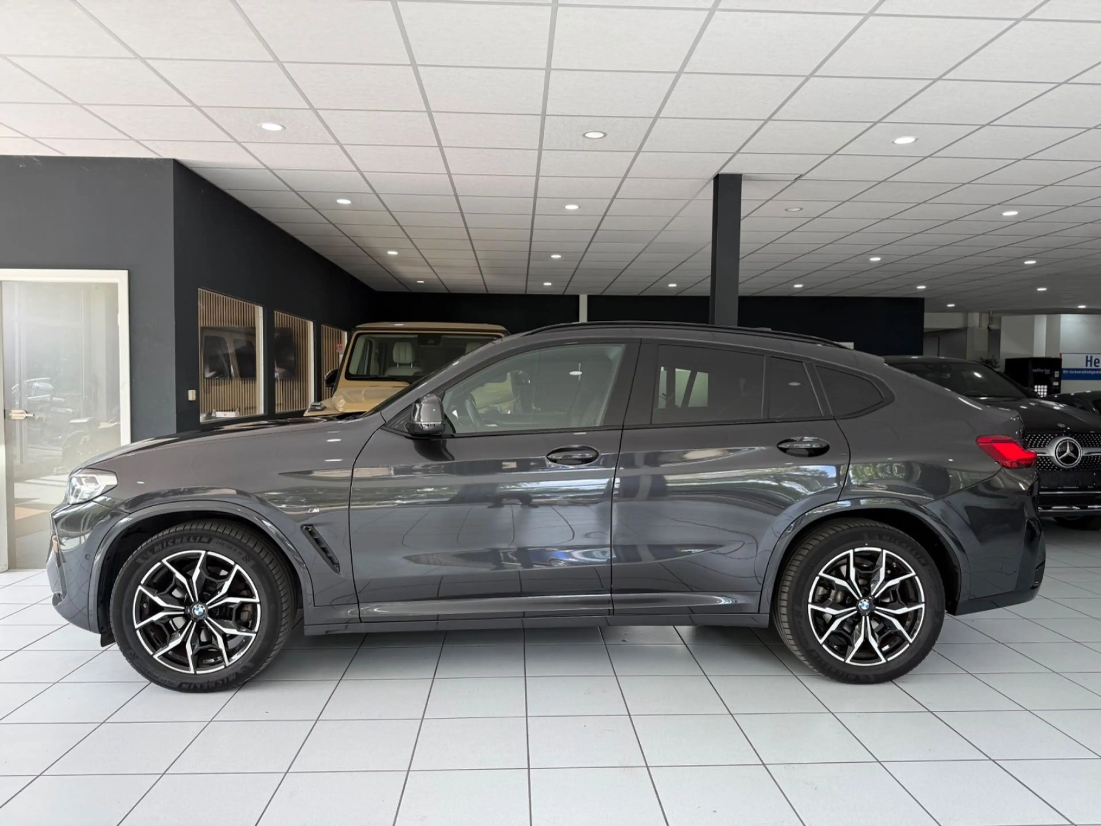 BMW X4 xDrive 20d*M-PAKET*PANO*ACC*KAMERA*AHK*HIFI* — photo 2