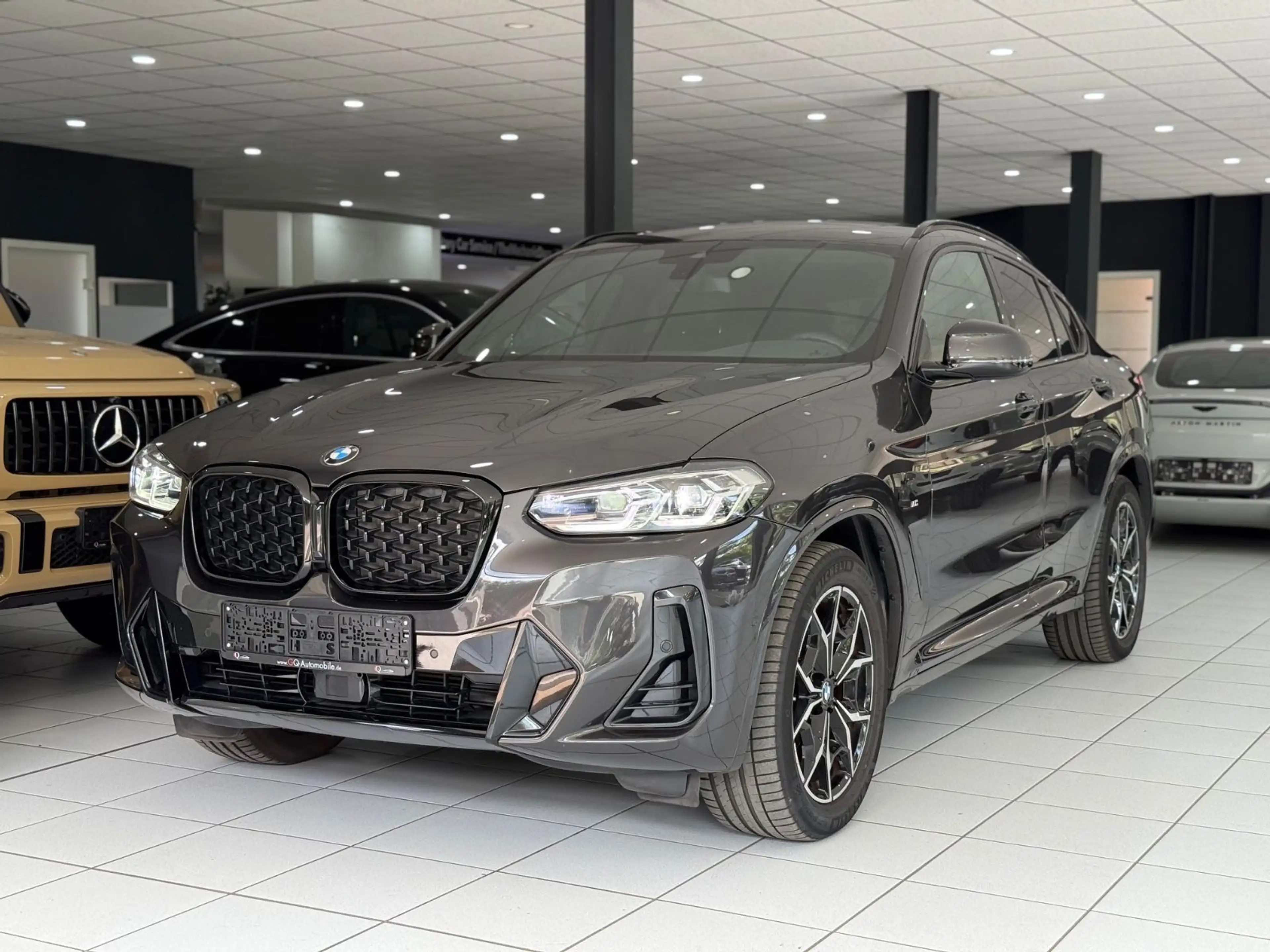 BMW X4 xDrive 20d*M-PAKET*PANO*ACC*KAMERA*AHK*HIFI*