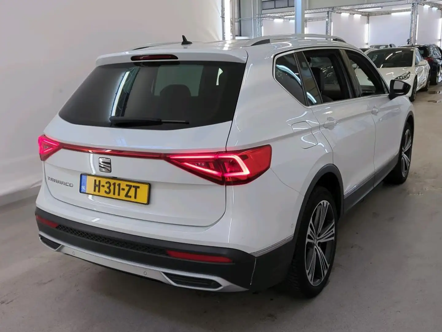 SEAT Tarraco 1.5 TSI Xcellence Limited Edition 7p PANO CAMERA Wit - 2