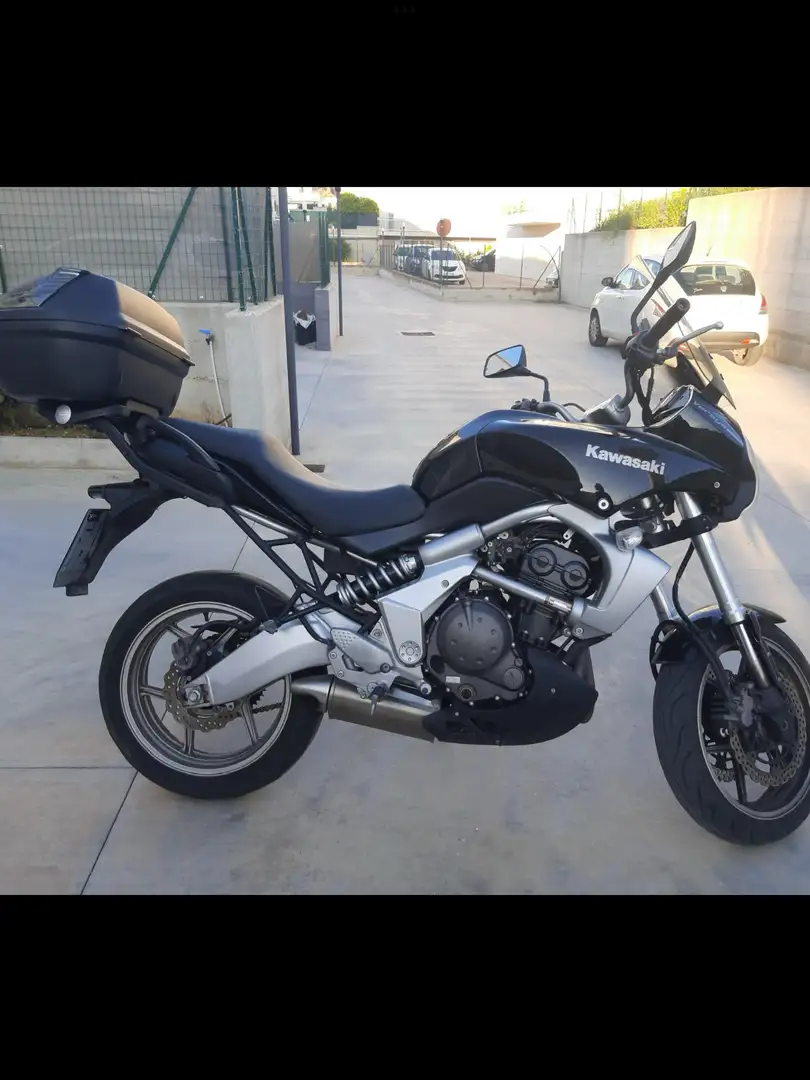 Kawasaki Versys 650 Negru - 1