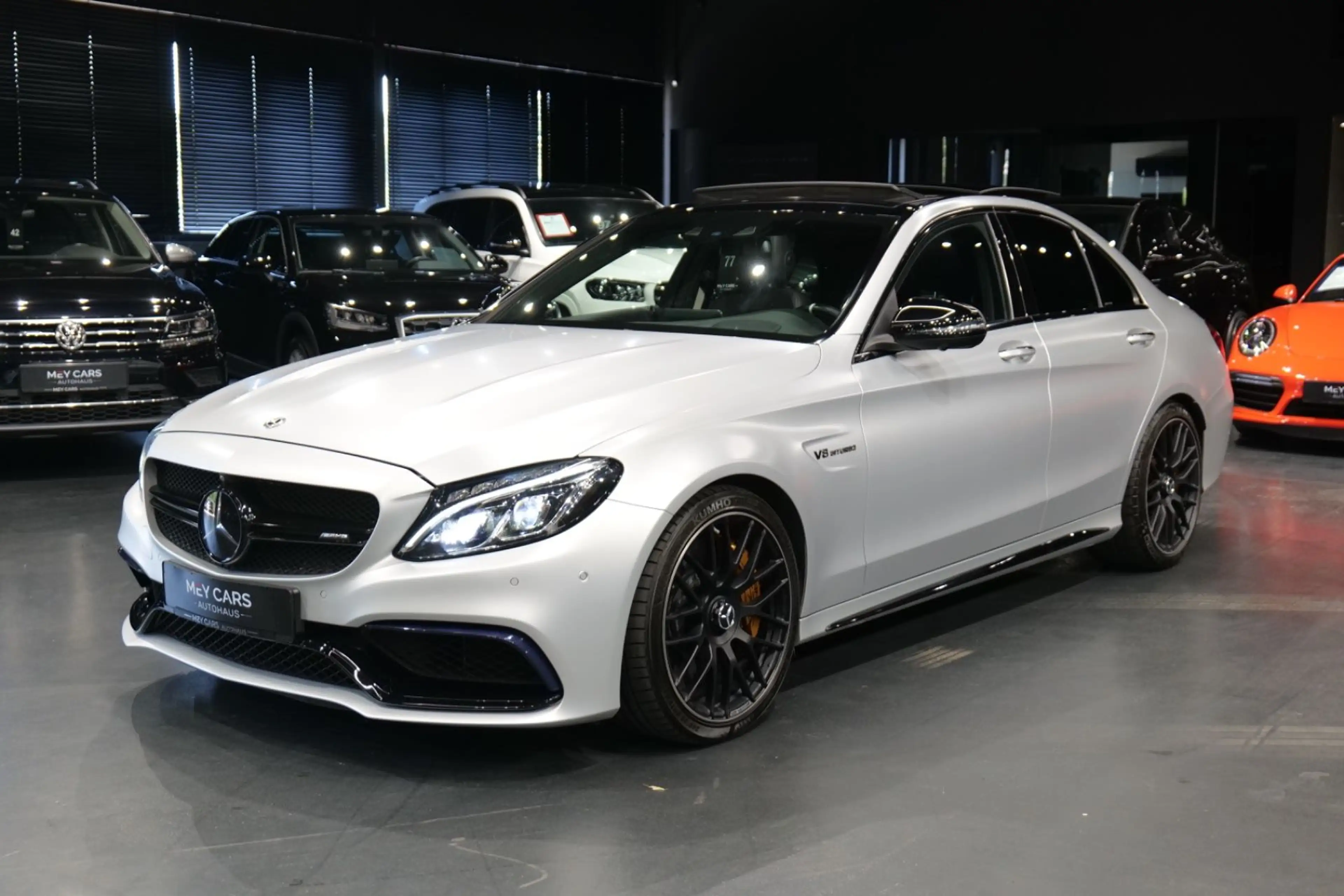 Mercedes-Benz C 63 AMG S*Keramik*Designo*Pano*Memory*HUD*360* — photo 4