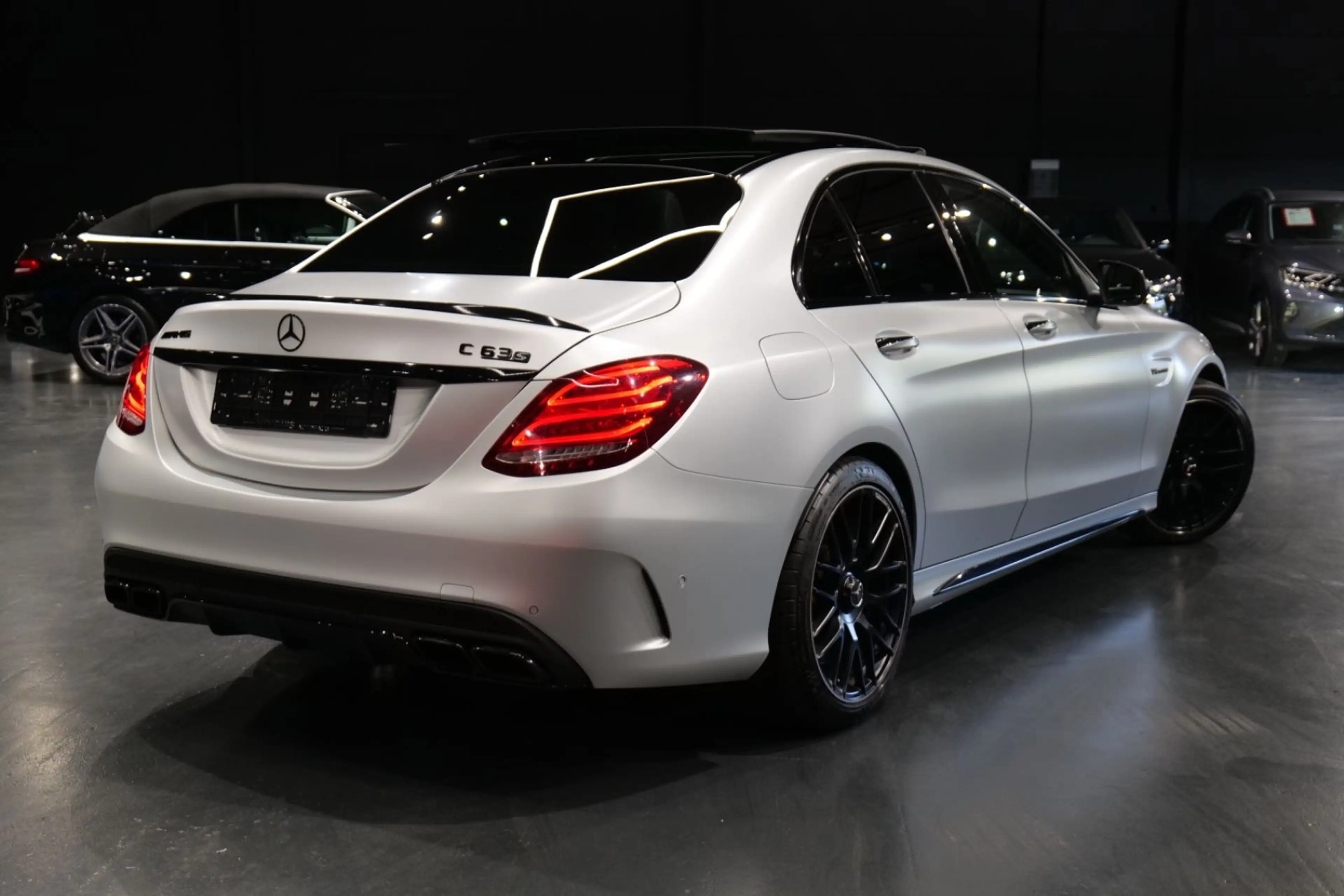 Mercedes-Benz C 63 AMG S*Keramik*Designo*Pano*Memory*HUD*360* — photo 2