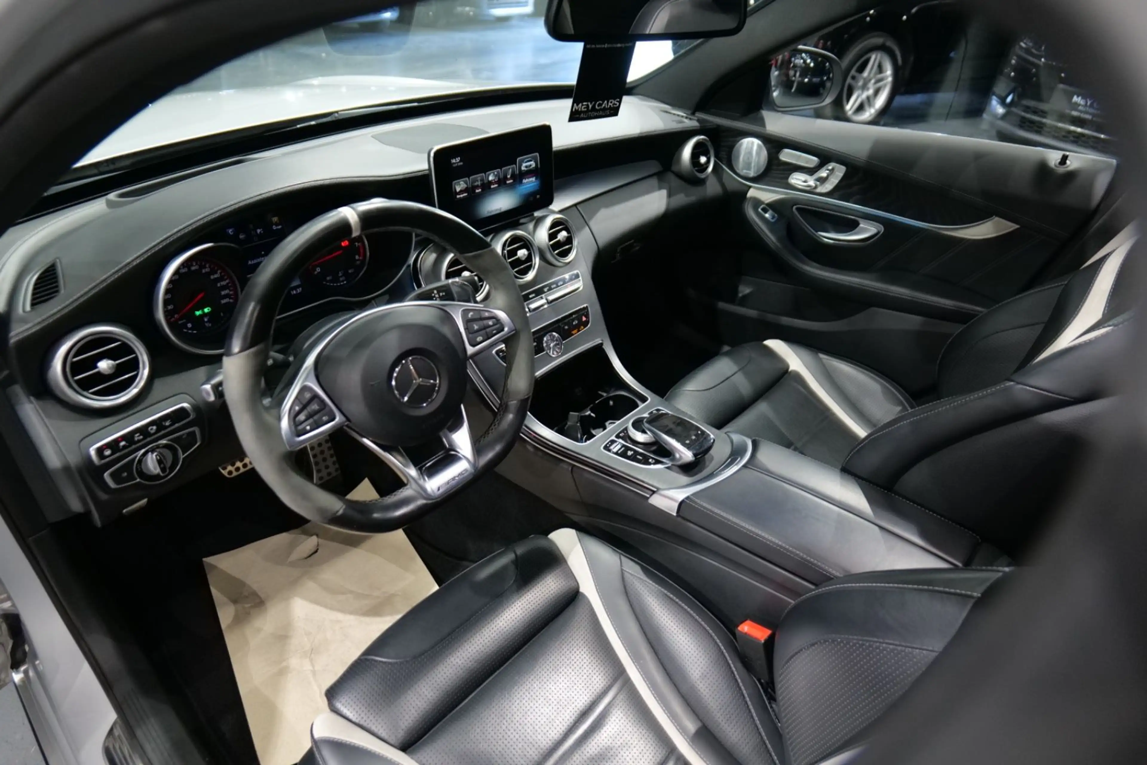 Mercedes-Benz C 63 AMG S*Keramik*Designo*Pano*Memory*HUD*360* — photo 14