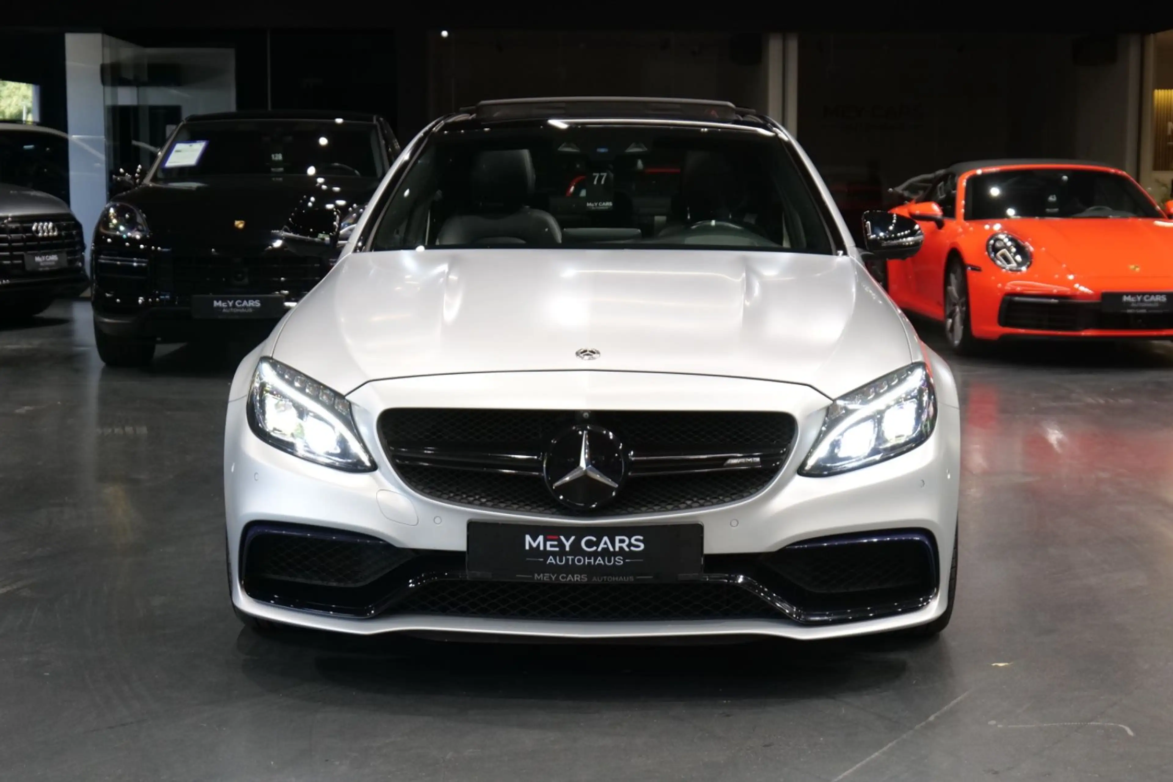 Mercedes-Benz C 63 AMG S*Keramik*Designo*Pano*Memory*HUD*360* — photo 3
