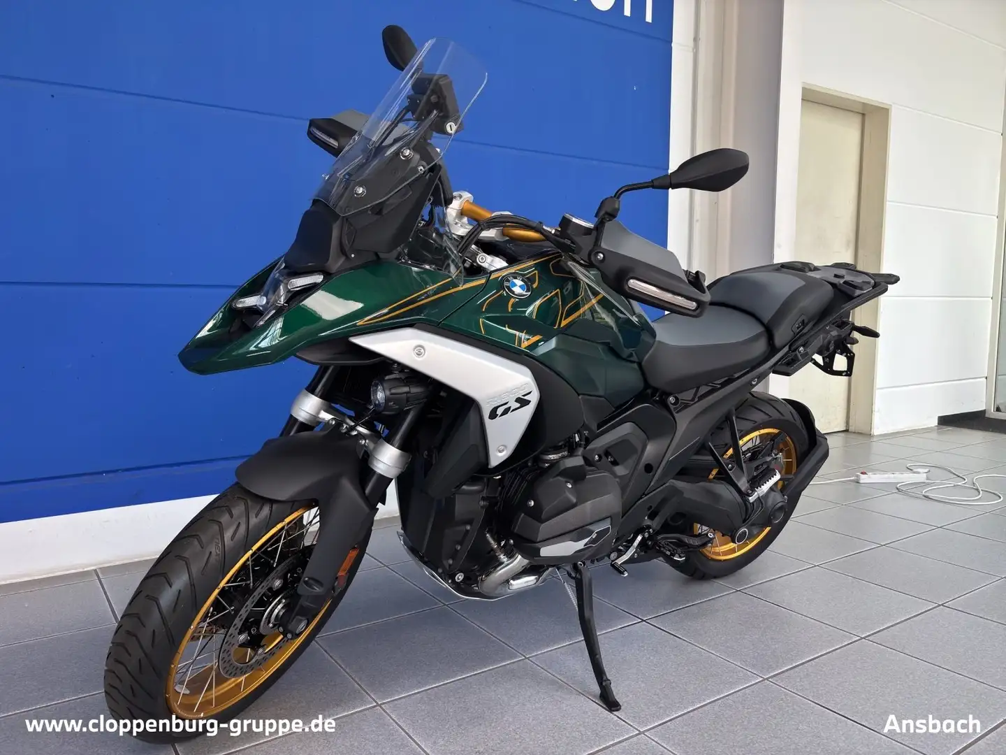 BMW R 1300 GS Pakete: Innovation, Touring, Dynamik, Sozius Grün - 1