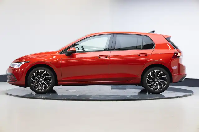 Volkswagen Golf view 23