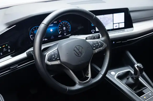Volkswagen Golf view 8