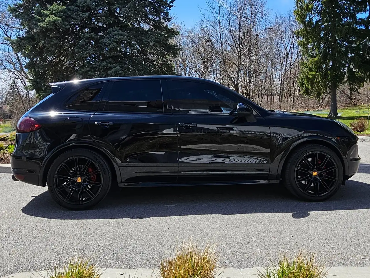 Porsche Cayenne снимка Porsche Cayenne