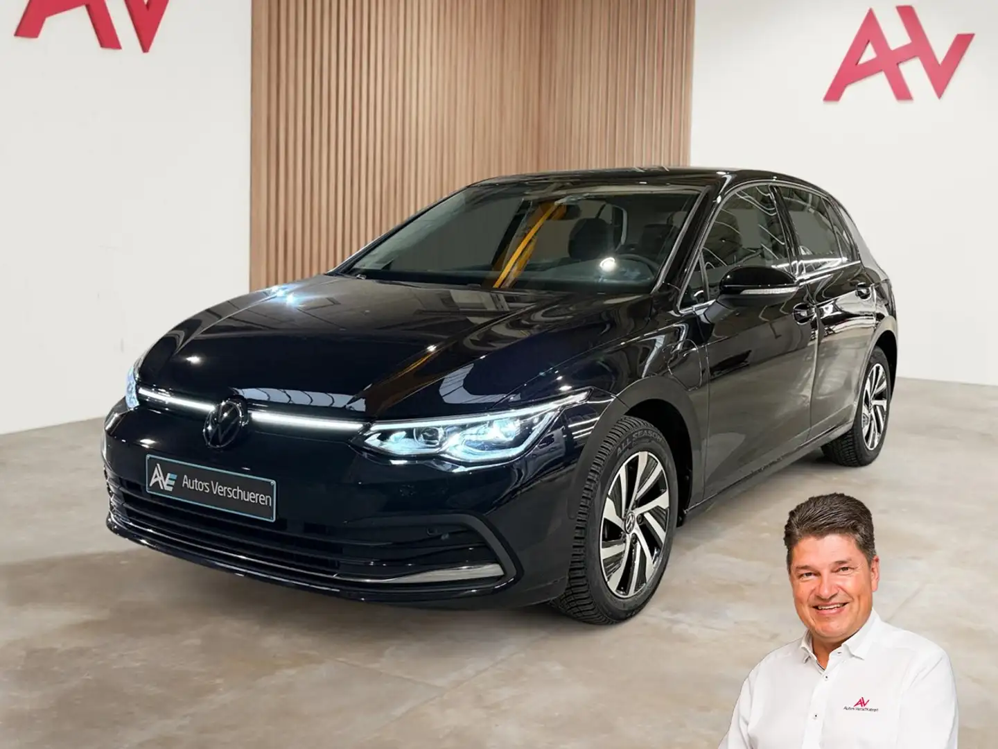 Volkswagen Golf 1.4 e-Hybrid Style DSG ** Navi/Carplay | Camera... Zwart - 1