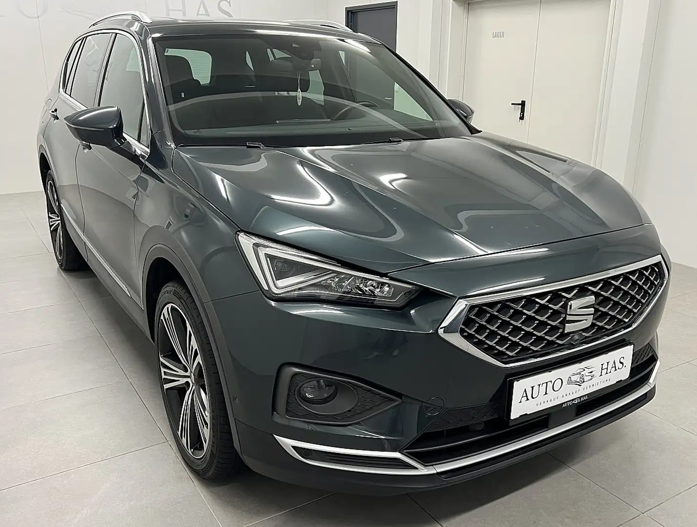 SEAT Tarraco 2,0 TDI Xcellence DSG 4Drive *AHK*7-Sitzer* Grün - 1