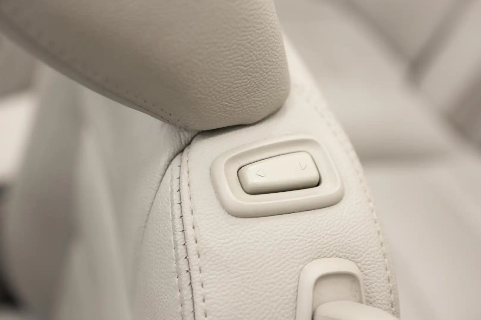 Volvo C70 D5 Summum Geartronic Mavi - 2