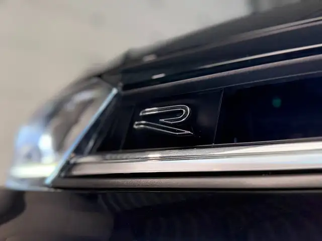 Volkswagen Polo view 9
