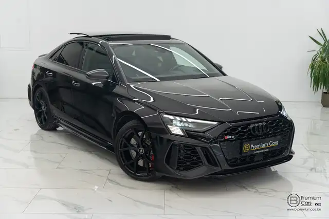 Audi RS3 view 7
