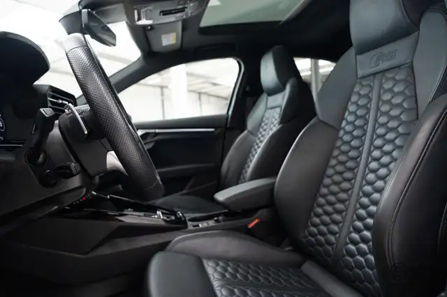Audi RS3 view 10