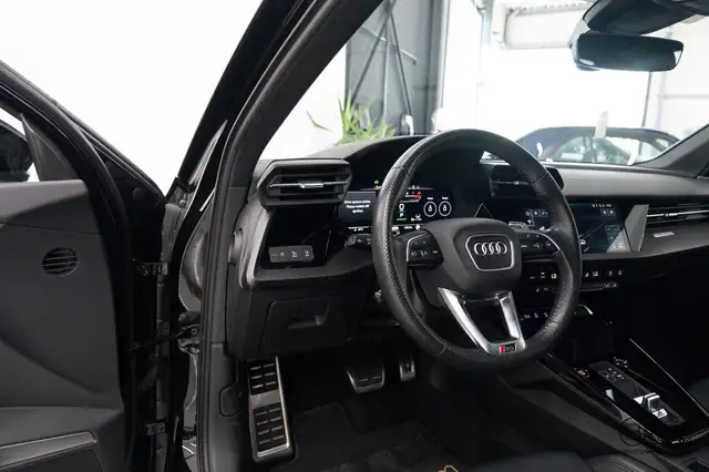 Audi RS3 view 9