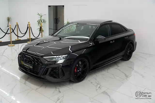 Audi RS3 view 3